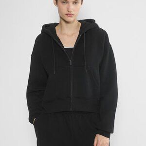 NWOT Aritzia Sweatfleece Crop Boxy Zip Hoodie